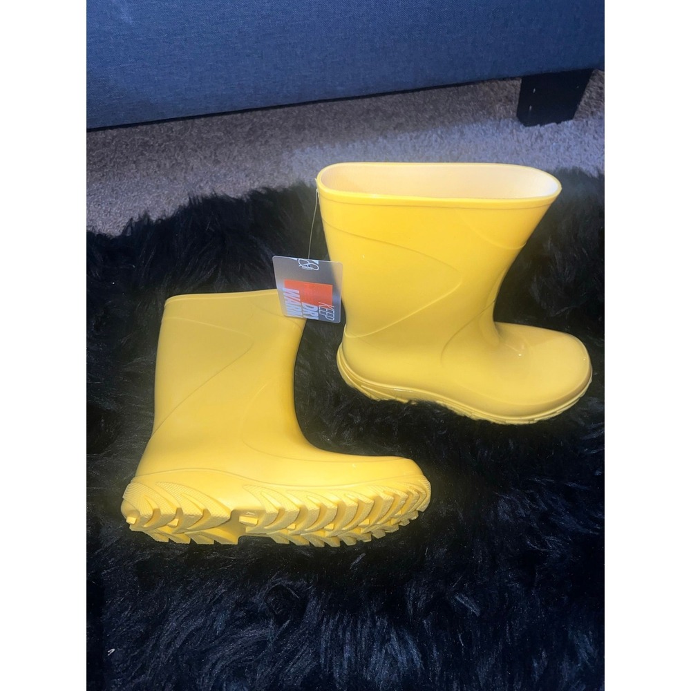 111.-     HISEA Kids size 4 rubber rain boots, waterproof midcalf